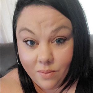 Meet your Posher, Candice